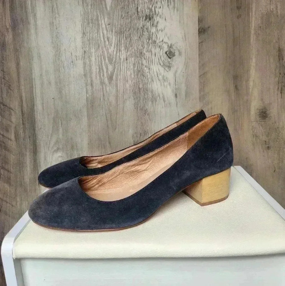 Madewell The Ella Pump Blue Suede Block Heel Round Toe Size 9.5 Women’s - Picture 2 of 9